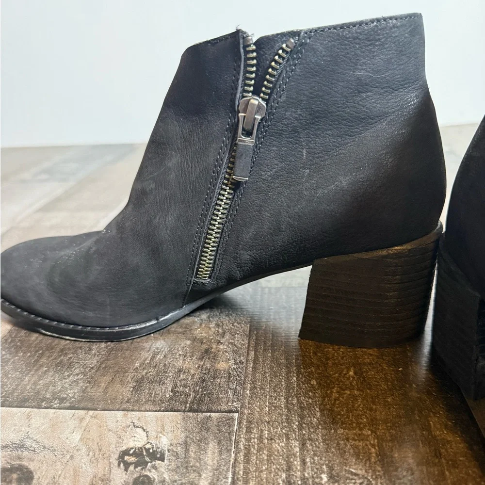 Eileen Fisher Black Leather Ankle Boots‎ Minimalist Capsule Wardrobe Luxury 8.5